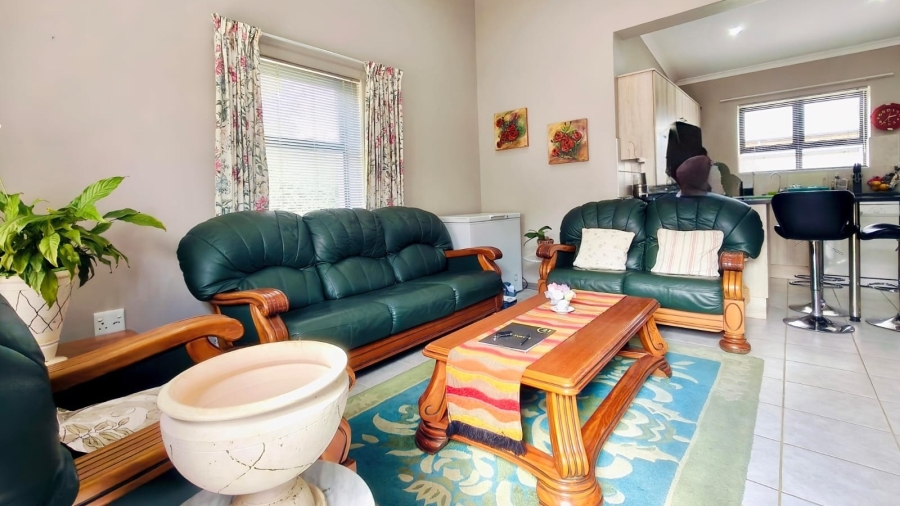 2 Bedroom Property for Sale in Vyfhoek A H North West
